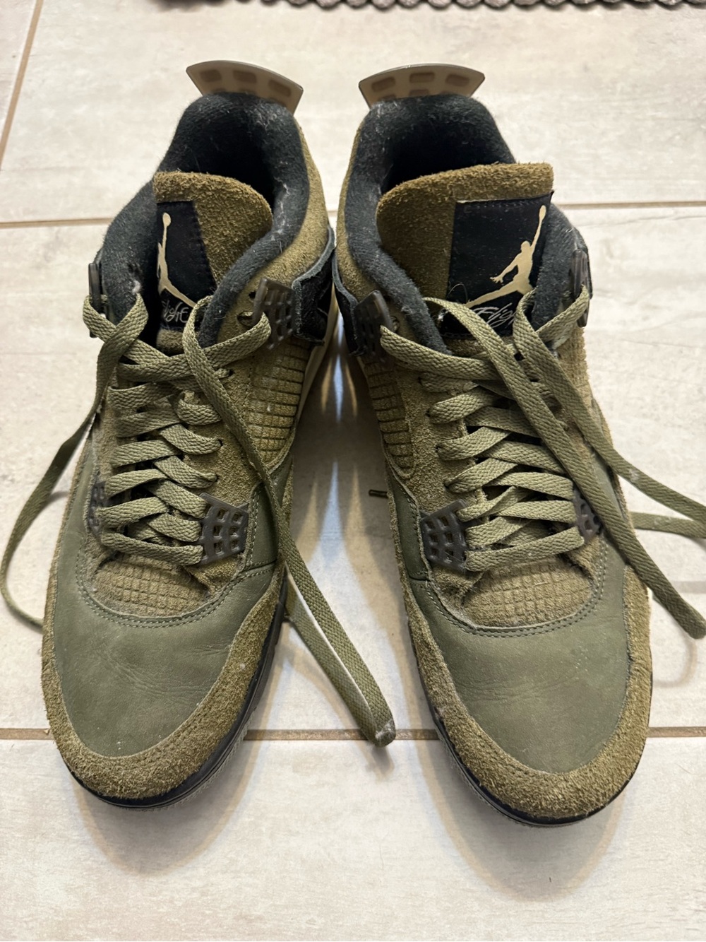 Jordan Men’s Olive Green Suede High-Top Sneakers size 11